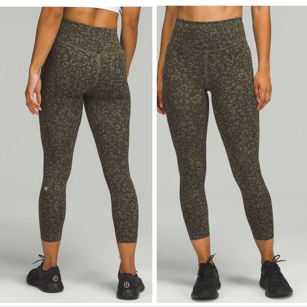Lululemon Base Pace High-Rise tight 25" intertwined camo olive leggings